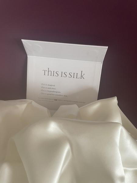 Gentle Cream Silk Pillowcase