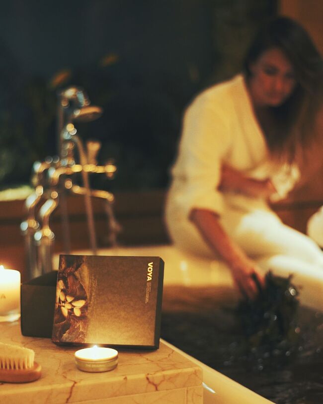VOYA Lazy Days Detoxifying Seaweed Bath