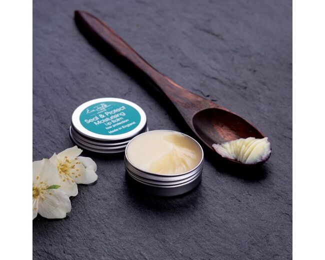 Eve taylor Lip Balm SPF10