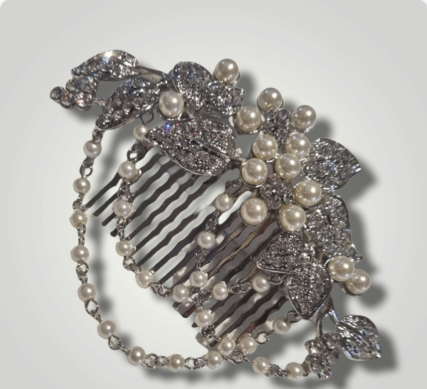  silver pearl comb