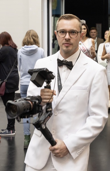OFFICIAL FWN EVENT PHOTO & VIDEO PASS - Official Media Accreditation - Fashion Week Nürnberg
