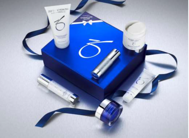 ZO Signature Glow Christmas Box