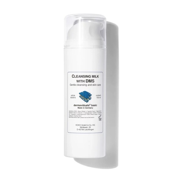 Cleansing Milk with mits
