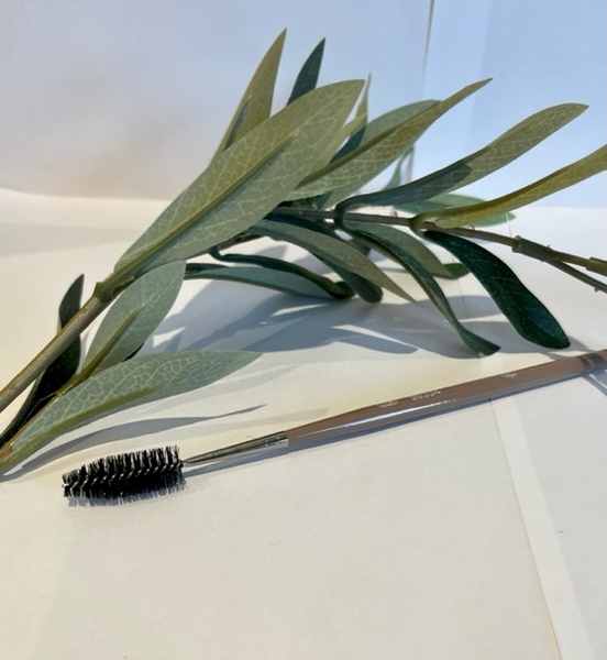 Eyelash Brush