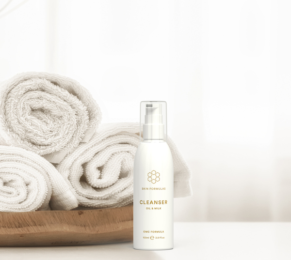 CLEANSER: Daily Foaming Cleanser