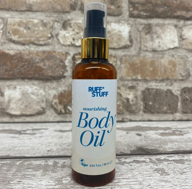 Nourishing body oil