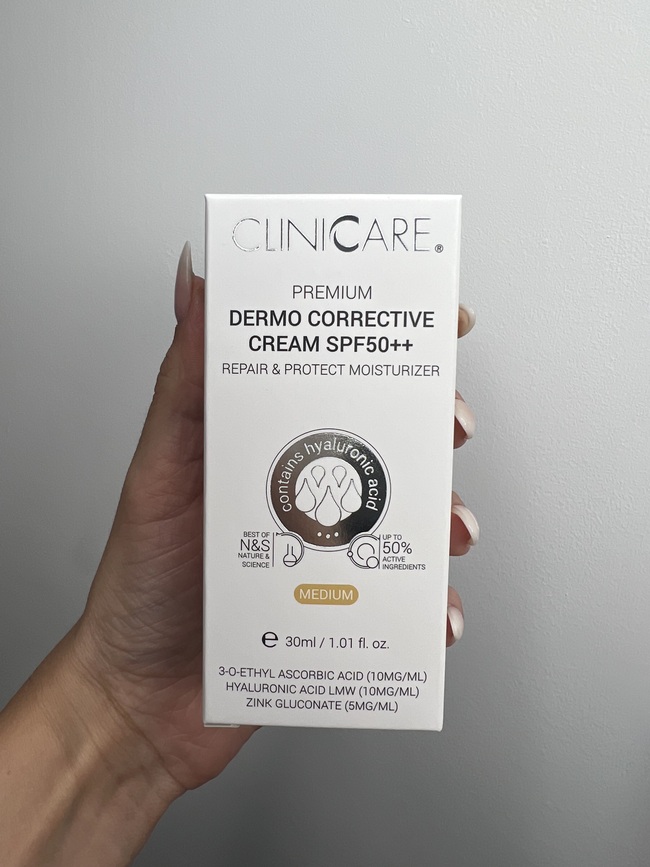 Dermo corrective SPF50