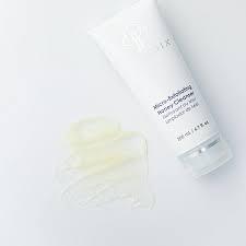 Micro Exfoliating Honey Cleanser