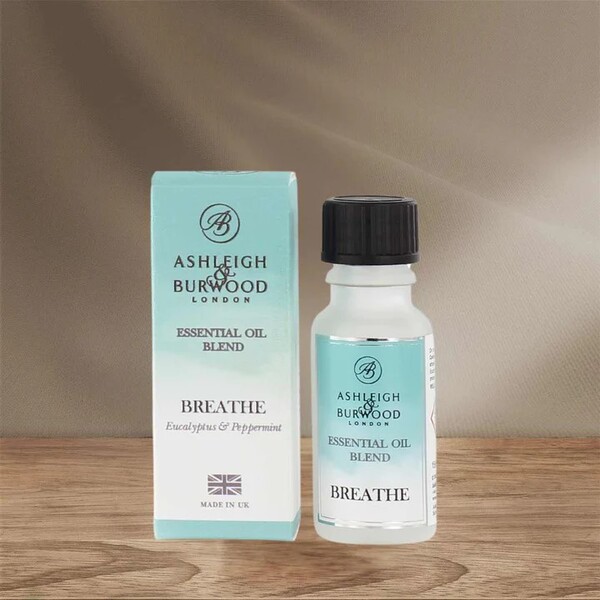BREATHE  Essential Oil