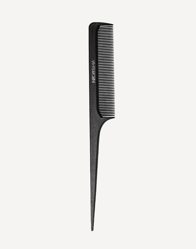 Deluxe tail comb