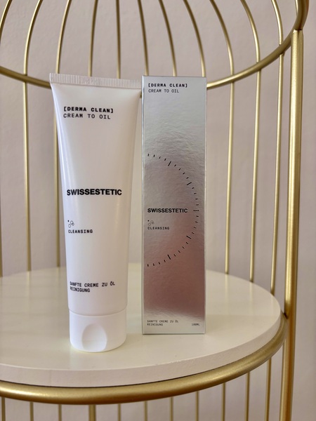 Derma Clean- Cream To Oil Cleanser