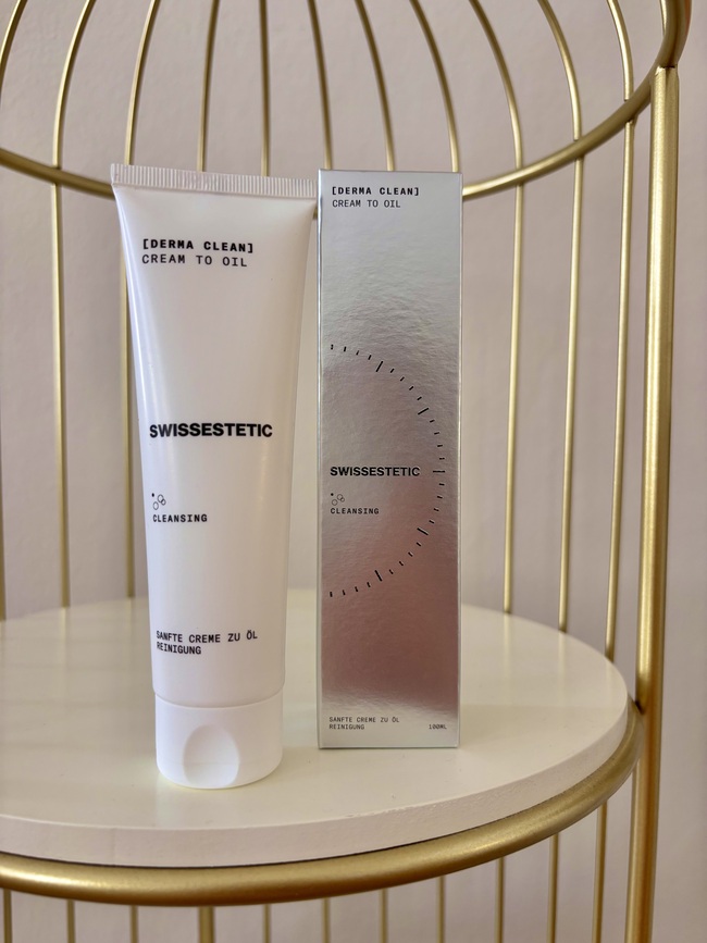Derma Clean- Cream To Oil Cleanser