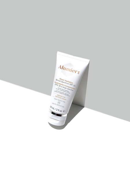 Alumier Sheer Hydration TINTED 