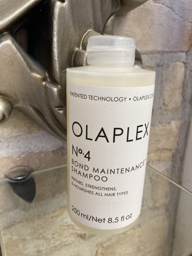 No 4 Bond Maintenance Shampoo
