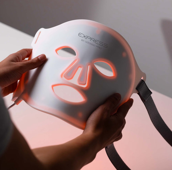 Deesse Pro Express LED Mask