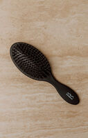 Boho Babe Extensions Brush Beige Schwarz