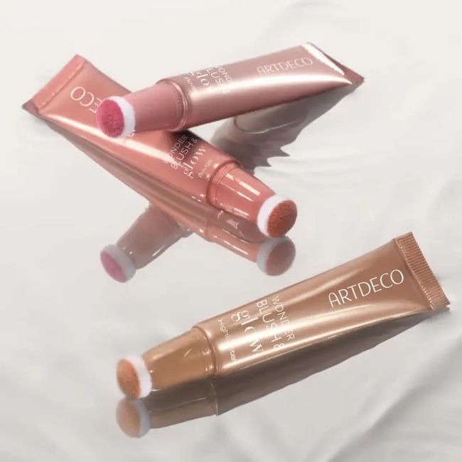 Wonder blush & Glow 4