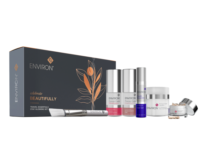 Travel Essentials Stay Glowing Set