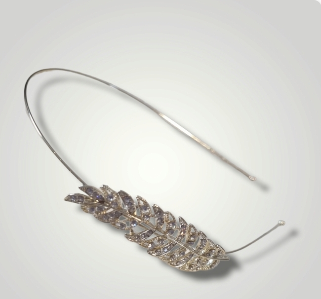 Simple diamond Leaf hairband 