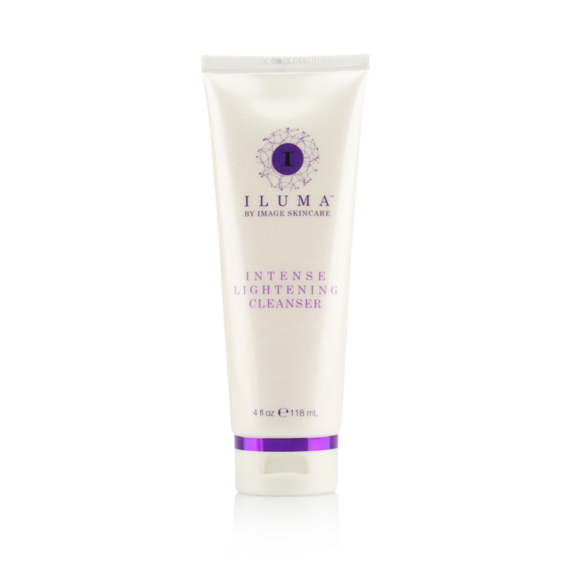 Iluma Intense Brightening exfoliating Cleanser