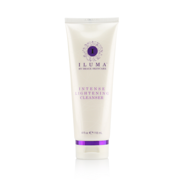Iluma Intense Brightening exfoliating Cleanser