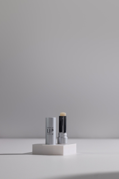 NANNIC Intense lip repair