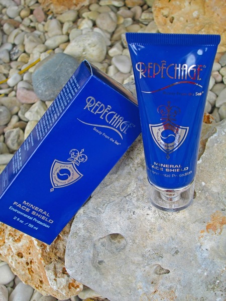 Hydra Blue Mineral Face Shield