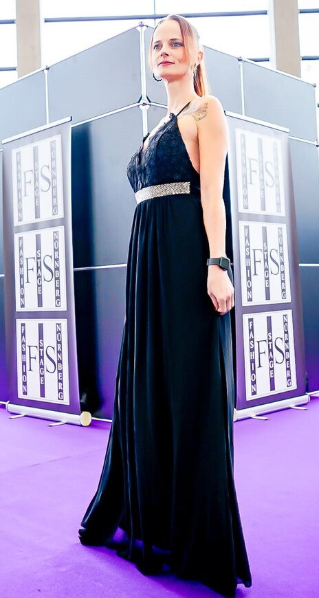 Abendkleid Schwarz Größe S/M