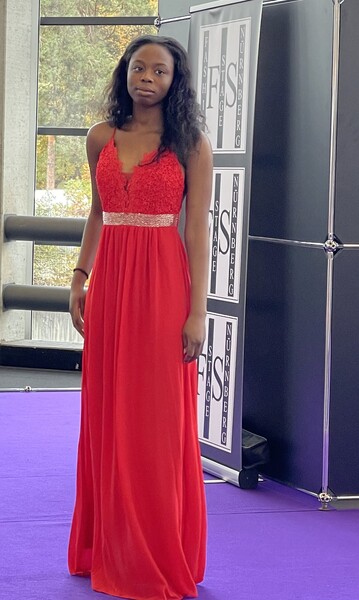 Abendkleid Rot mit Spitze S/M