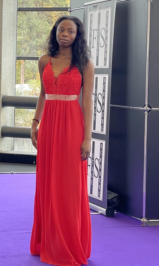 Abendkleid Rot mit Spitze S/M