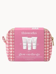 Glow On The Go Set