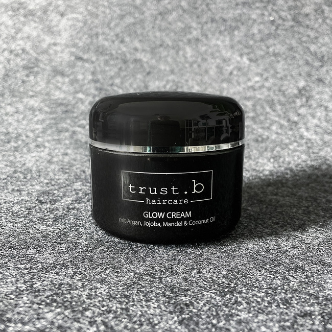 trust.b Glow Cream