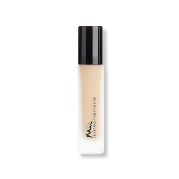 Velvet Radiance face base 01 Meikkivoide