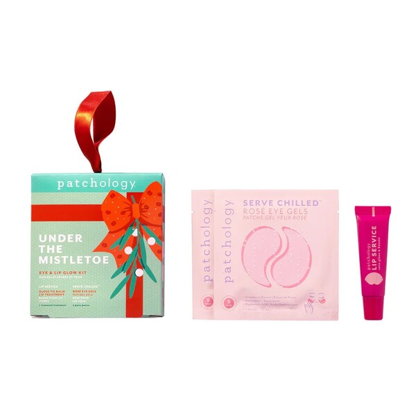 Under The Mistletoe Under Eye Patches Gift Set