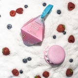 Bubble T Giant Macaron Bath Fizzer
