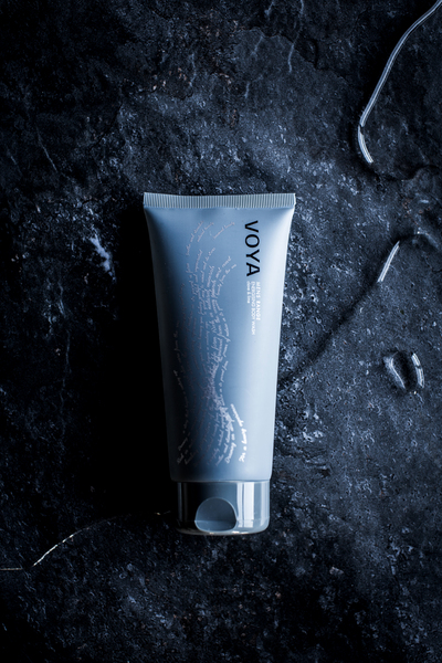 VOYA Men's Energising Body Wash