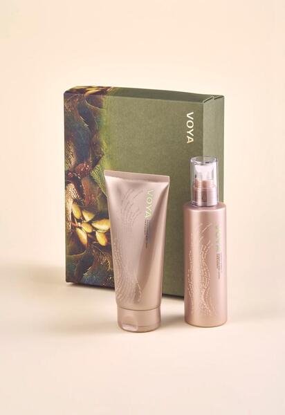 VOYA Softly Does It Squeaky Clean Gift Set