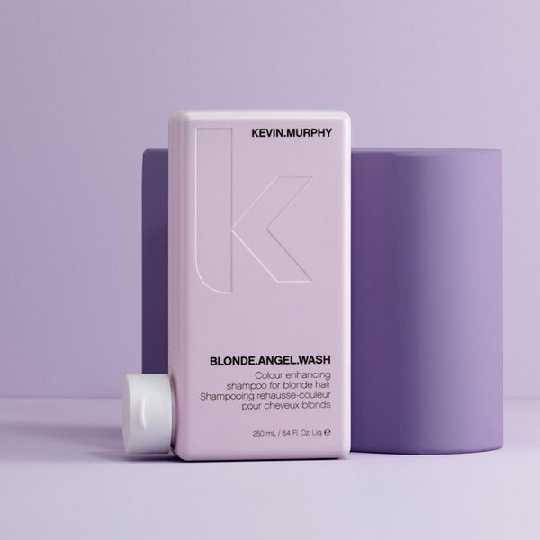 Blonde, Angel Wash