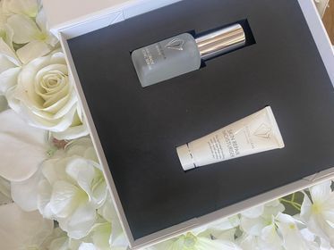 Crystal Clear, Hyaluronic acid serum and mini moitsuriser